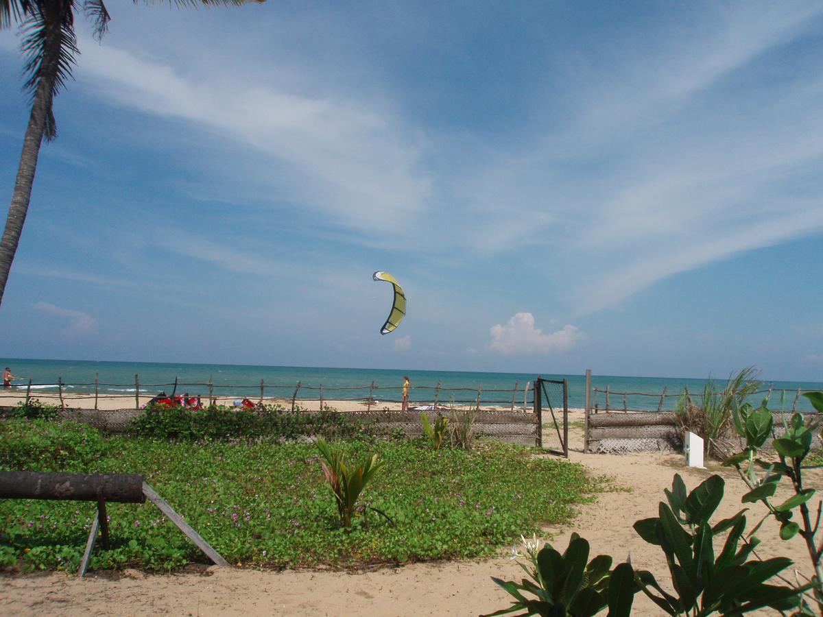 Stardust Beach Hotel Arugam Bay Exterior foto